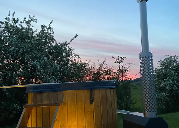 Nuit Insolite En Tipi Avec Bain Nordique Privatif, Petits Dejeuners Inclus Medonville